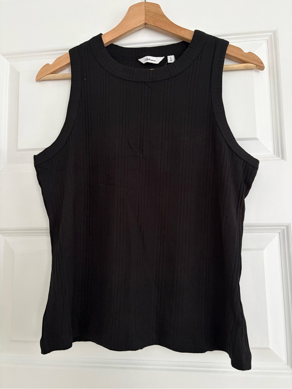 Reitmans Black Ribbed Sleeveless Crewneck Tank